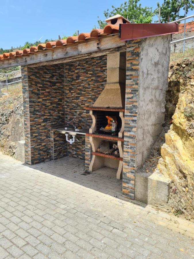 Casas Da Escola - "A Escola" - Meas Villa Pampilhosa da Serra Exteriör bild